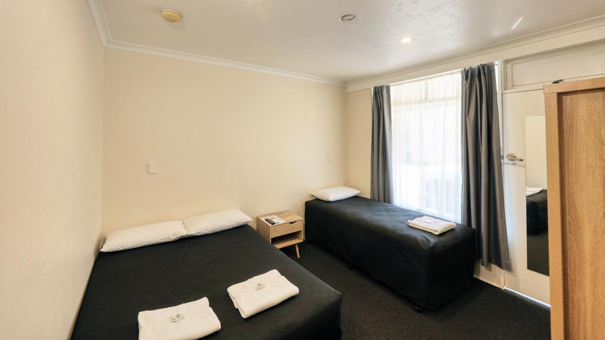 Coachman Hotel Motel Parkes Kültér fotó
